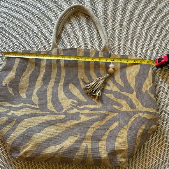 Burlap Zebra Tote Bag - Picture 5 of 7